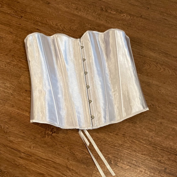 Chicastic corset - Picture 4 of 7